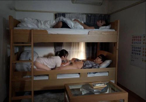 Con người yêu thằng bạn nứng lồn giữa đêm khuya thèm cặc dữ dội